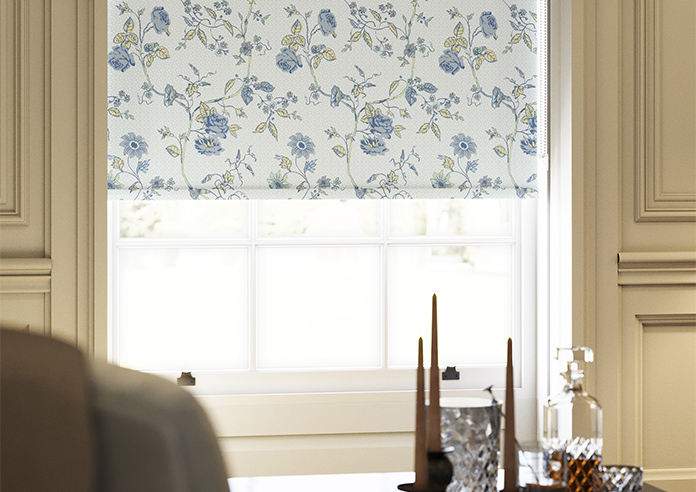 Laura Ashley Rambling Rector, Blue Sky - Roller Blind - Image 5